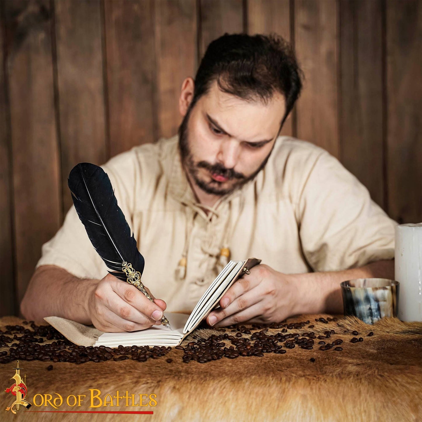 World Tree Journal en cuir vert avec loquet en bronze