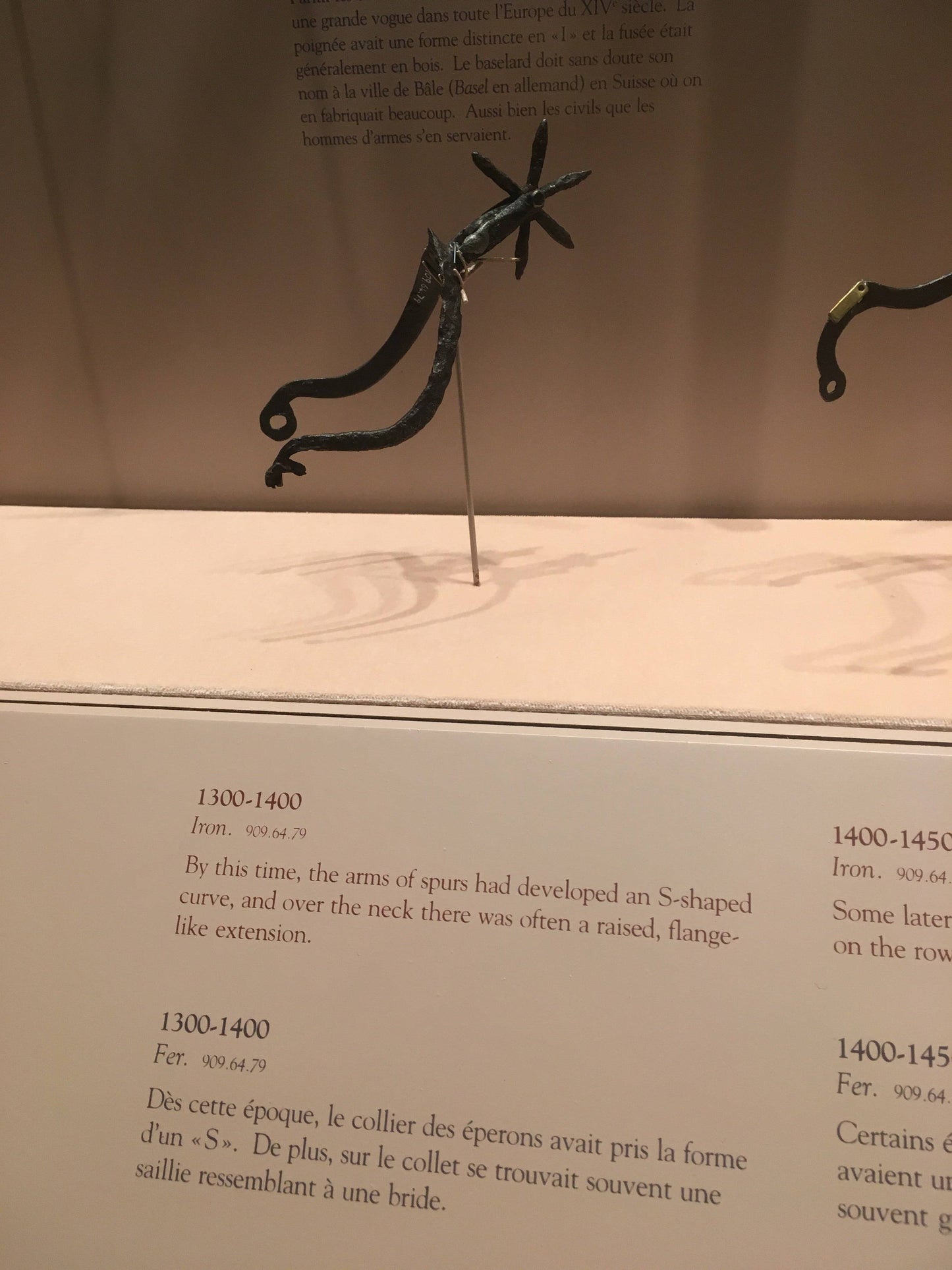 Grande paire d’éperons médiévaux Rowel