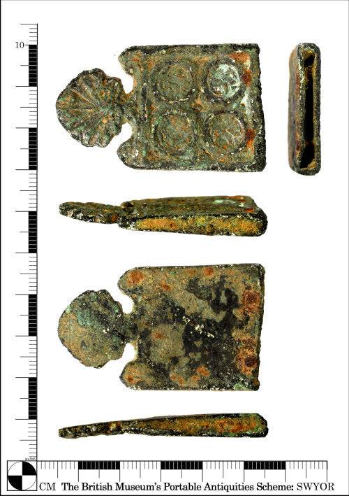 Trilobed Strap End with Gothic Letters