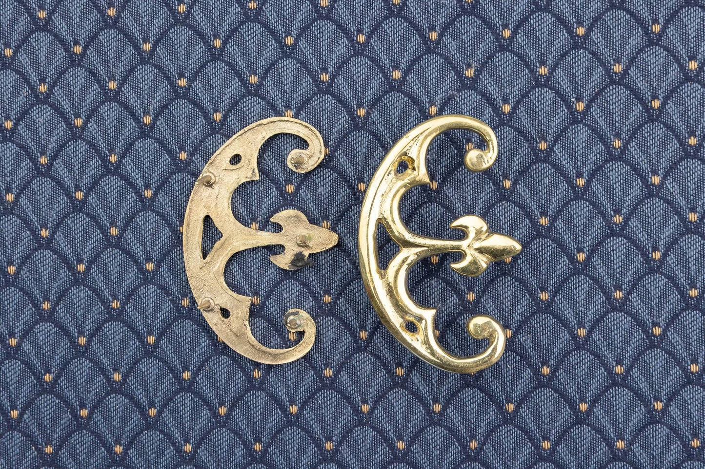 Black Leather Belt Pouch with Renaissance Brass Belt Buckle