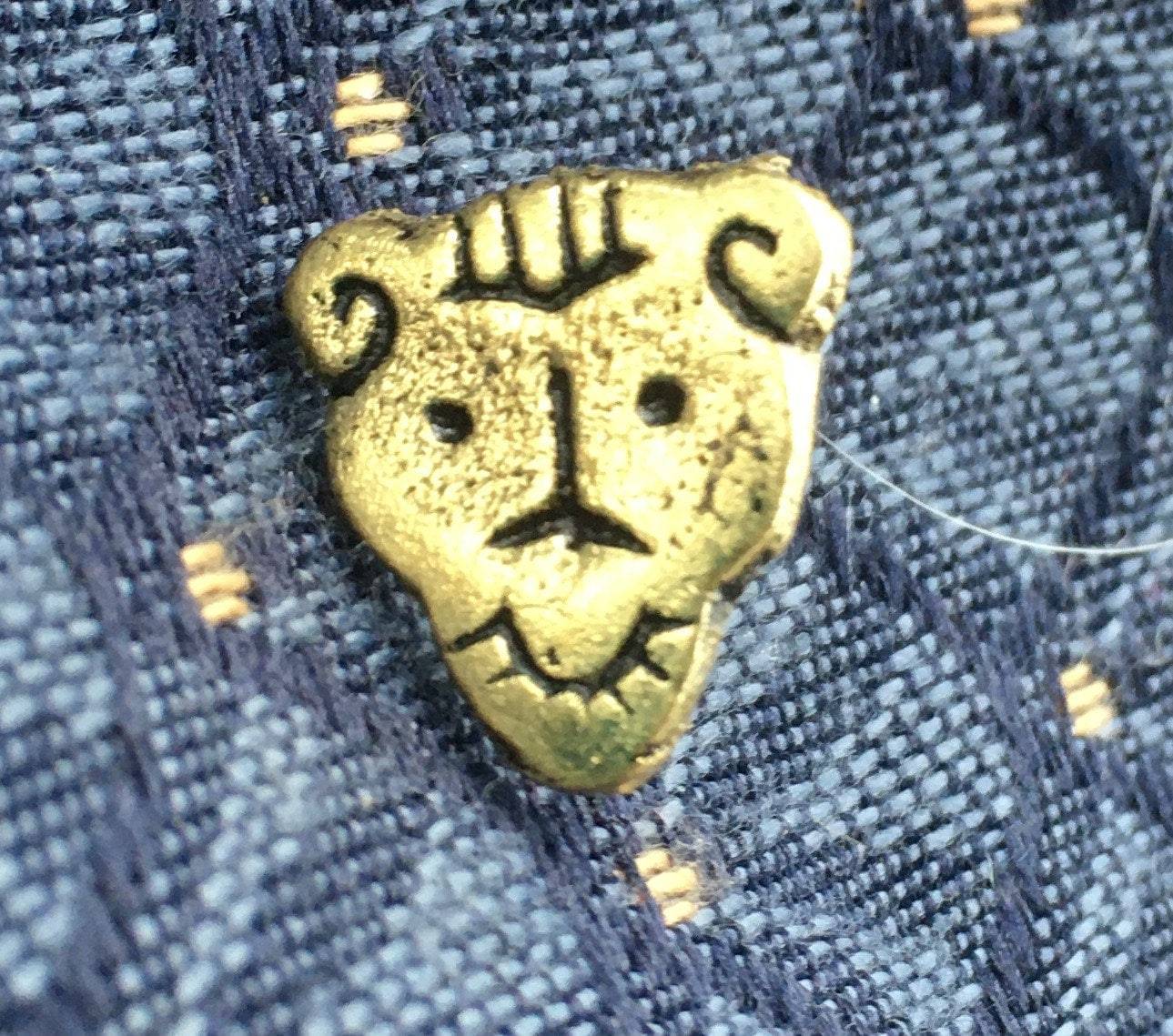 Purse Mounts - Small Tarsoly Cats Lions (set-4), Birka Pouch Fittings