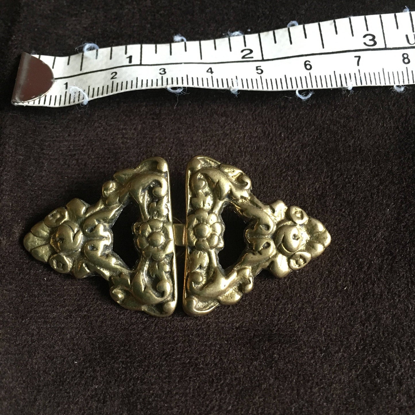 Fermoirs pour manteau Renaissance - Fleurs triangulaires