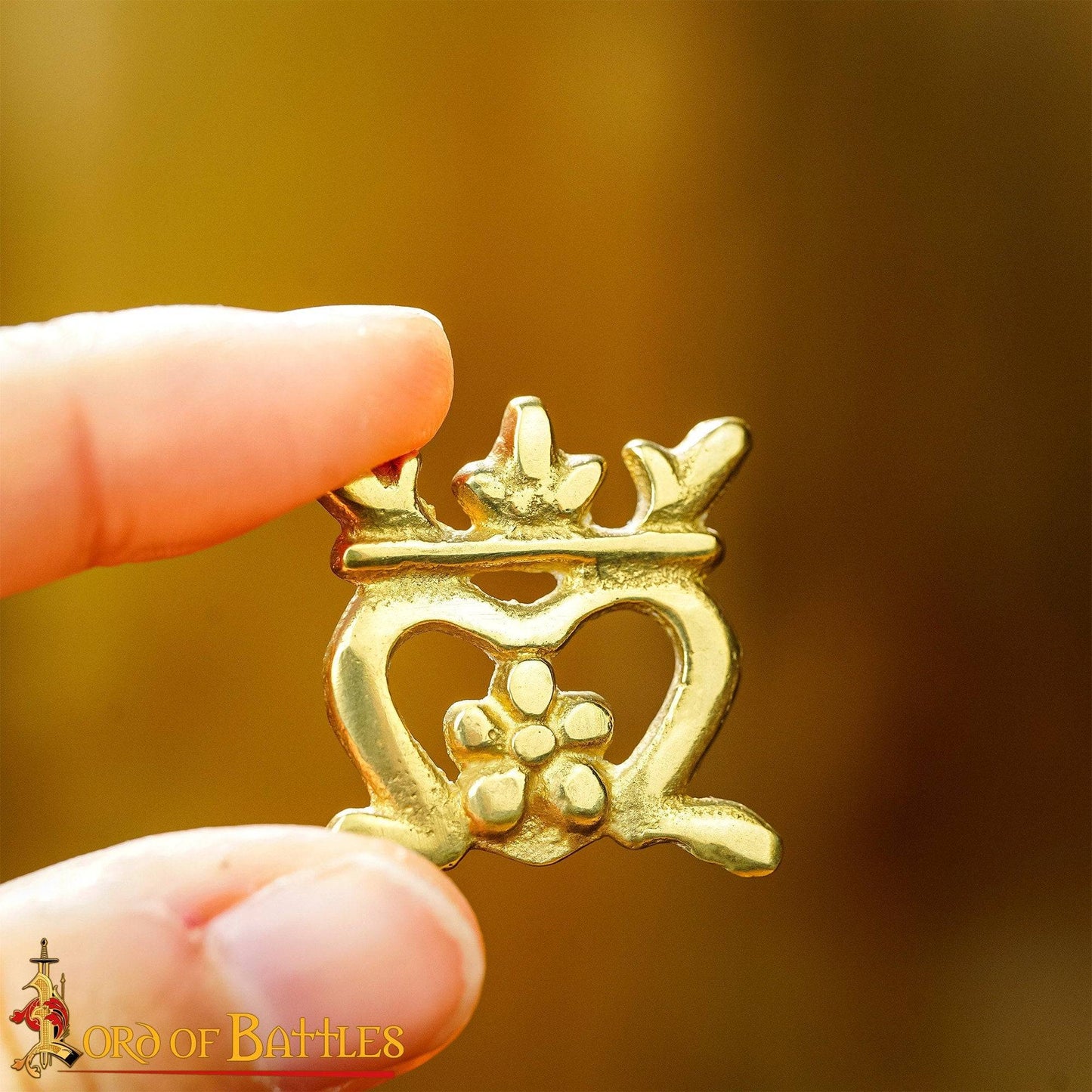 Montures médiévales en forme de M (lot de 4)