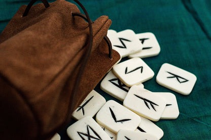 Gaming Runes with a Leather Bag