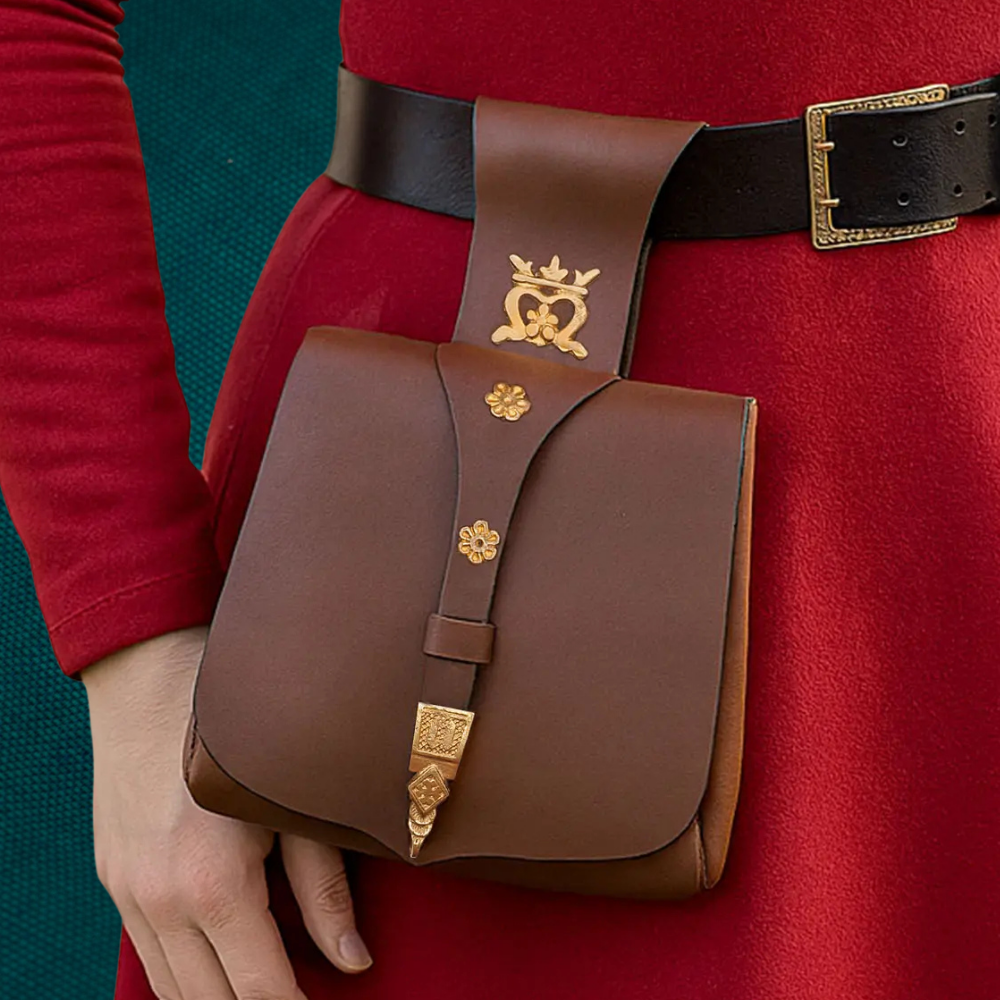 Pochette marron du XVe siècle avec montures Fleur de Lys en laiton antique