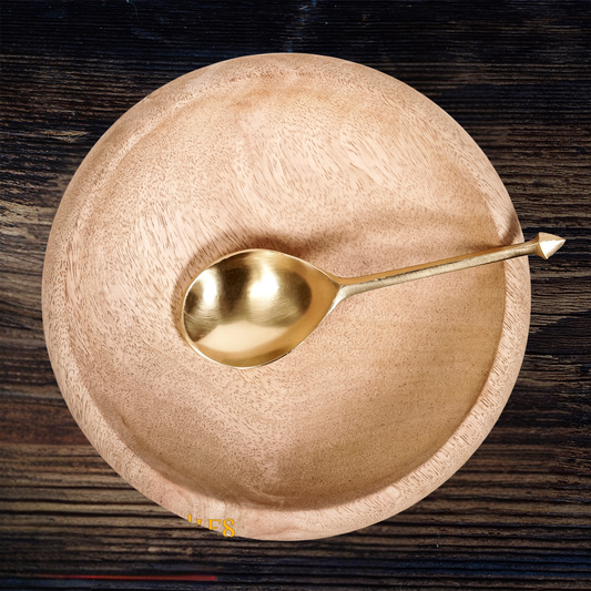 Cuillère médiévale en laiton avec embout en forme de pyramide