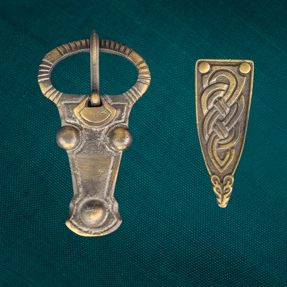Boucle franque et extrémité de sangle en Bronze