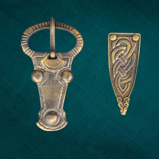 Boucle franque et extrémité de sangle en Bronze