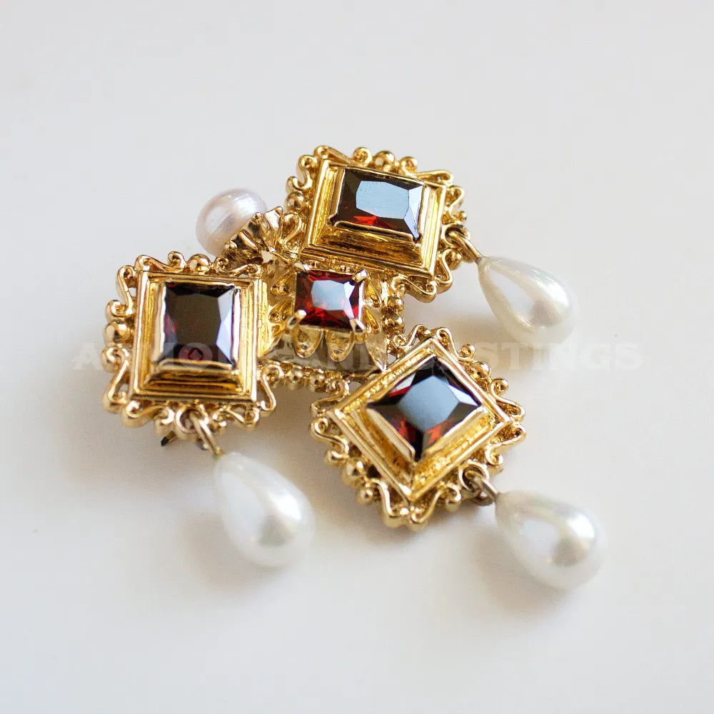 James the 1st Renaissance Brooch with 4 Pearls a Ruby-Red Glass Gems