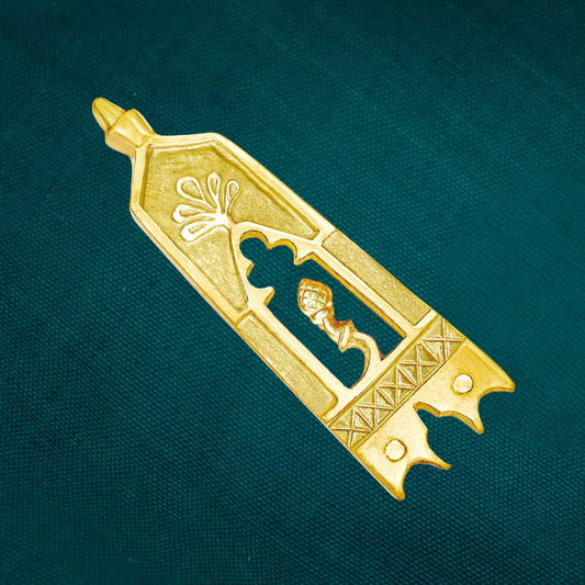 Acorn Medieval Strap End pour faire des ceintures