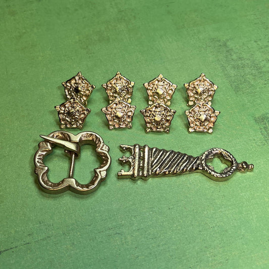 Ensemble de raccords de ceinture médiévale - Roses et petite boucle double - Ensemble de ceinture de vacances