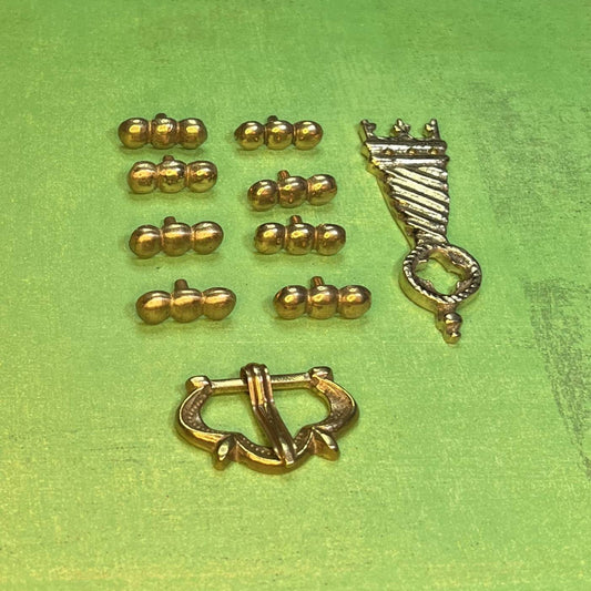 Ensemble de montage de ceinture médiévale - Supports à billes et extrémité de sangle Quatrefoil - Bundle de ceinture