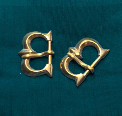 14th century - set of 2 solid brass buckles for 3/4 strap