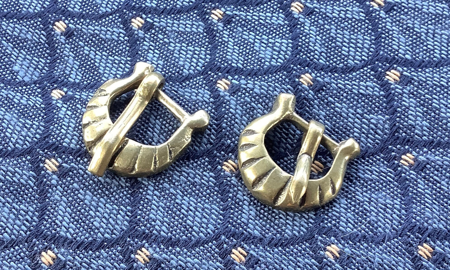 Small Scallop Medieval Buckle (set of two)