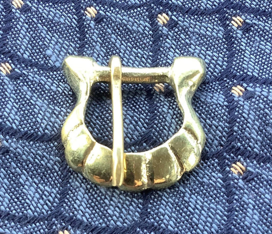 Boucle médiévale festonnée moyenne (ensemble de deux)