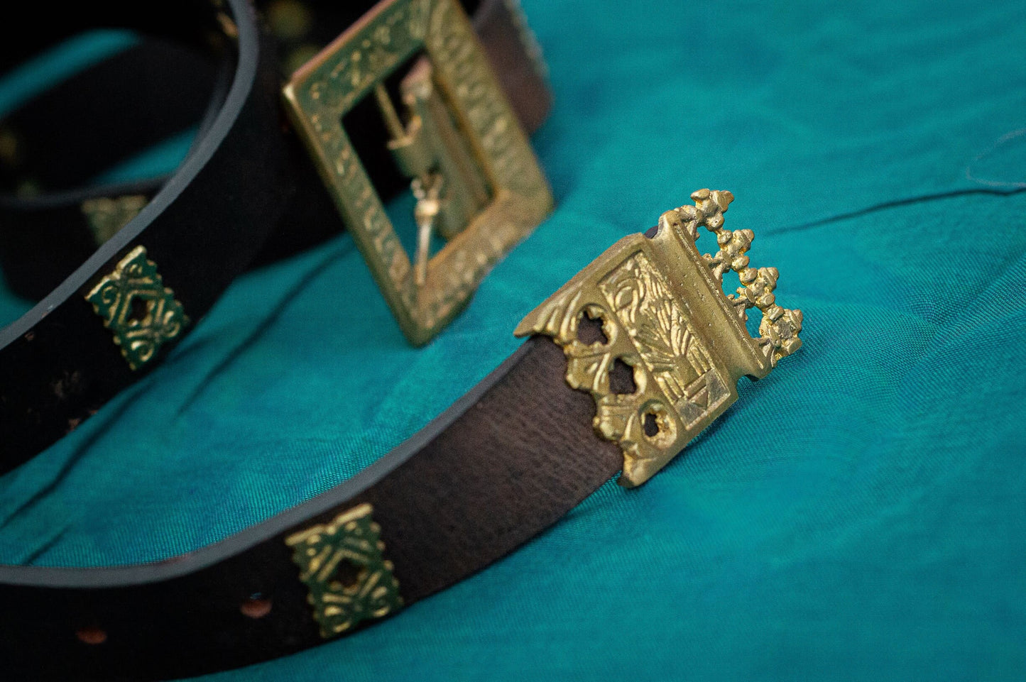 15th Century Belt with a square buckle