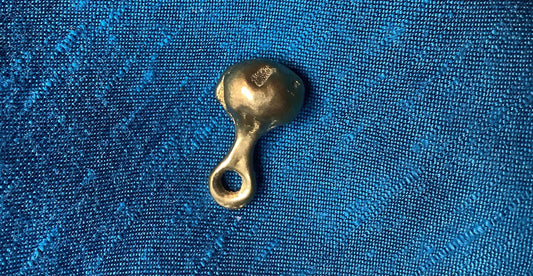 Boutons médiévaux en laiton (ensemble de 4)